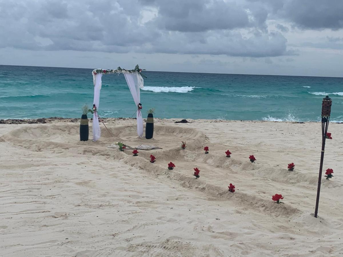 Preciosos Estudio Vista al Mar o jardín Cancún Exterior foto