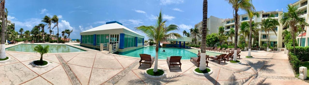 Preciosos Estudio Vista al Mar o jardín Cancún Exterior foto
